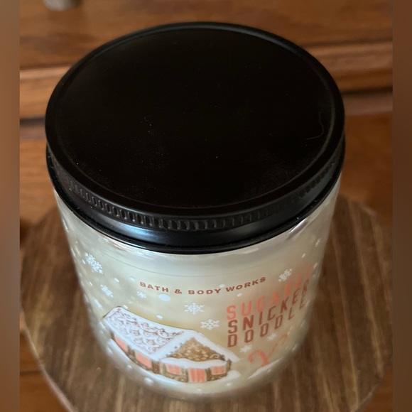Bath & Body Works Single Wick Candle - Sugared Snickerdoodle - Picture 2 of 3